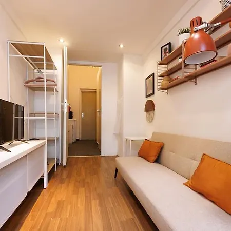 Urban Capsule Apartment - Near Mariahilfer Strasse Wien Exterior foto